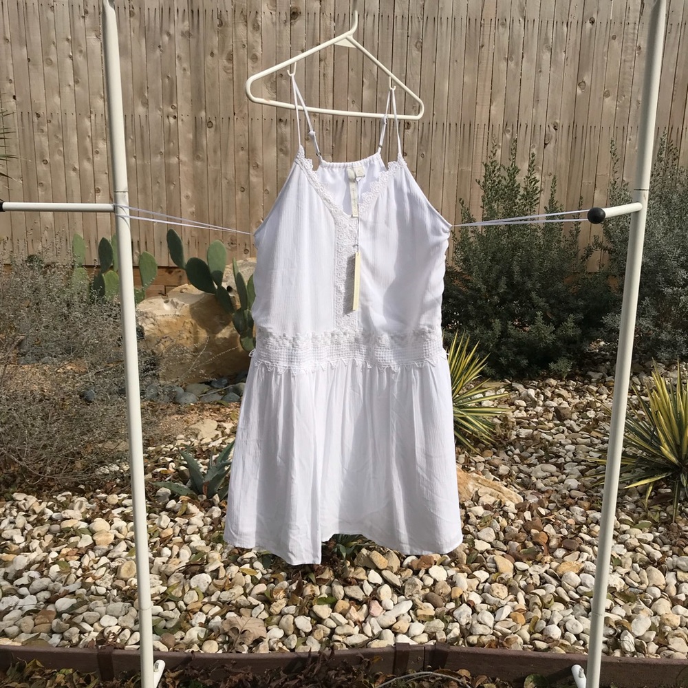 LAUREN CONRAD - Women’s white summer dress